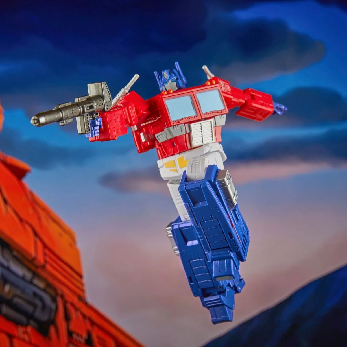 The Transformers Studio Series 86 Commander Class Optimus Prime - Blue ...